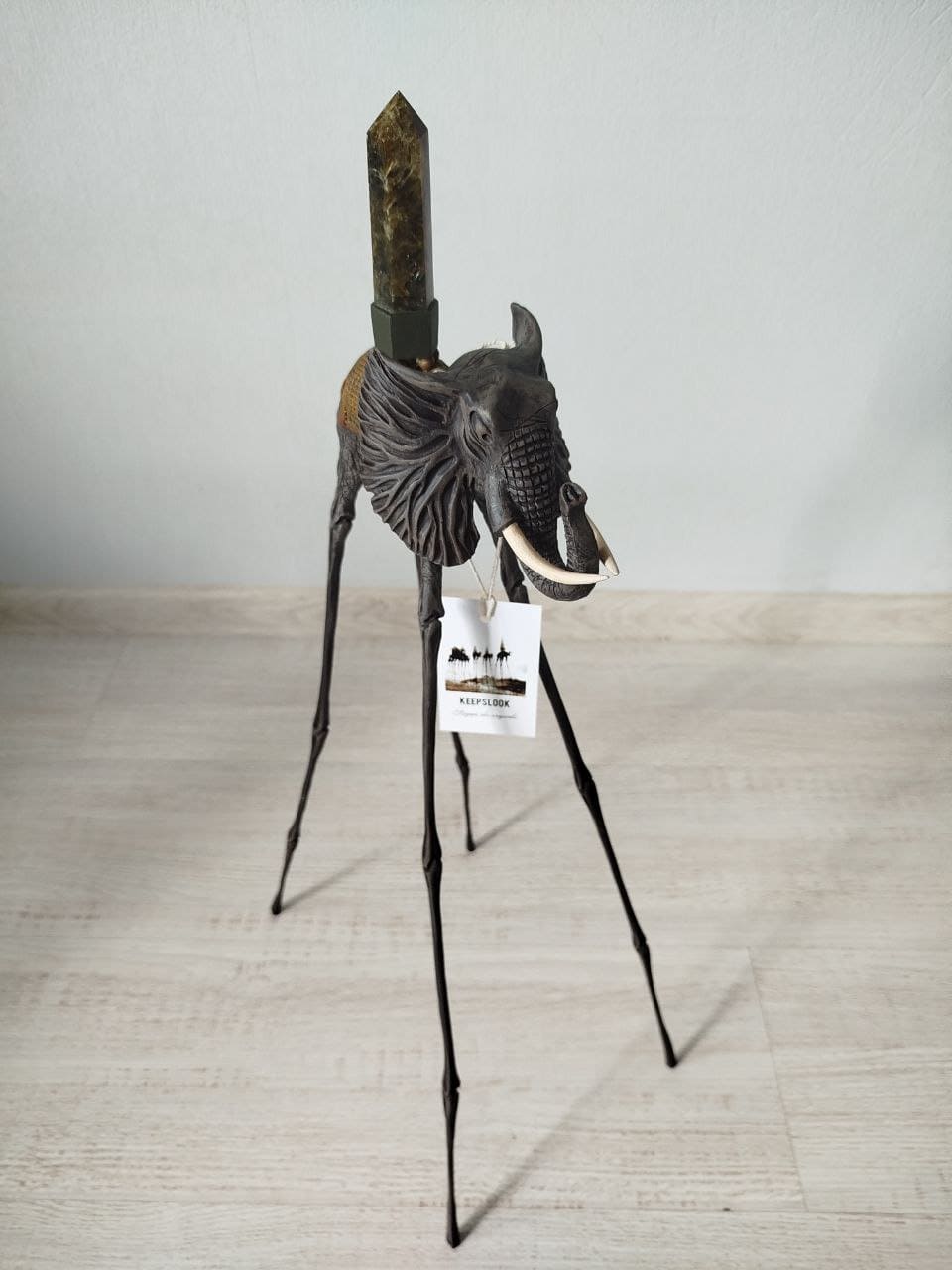 Авторская статуэтка слона "Космический" с инкрустацией из лабрадора — коричневая готовая работа ручной работы